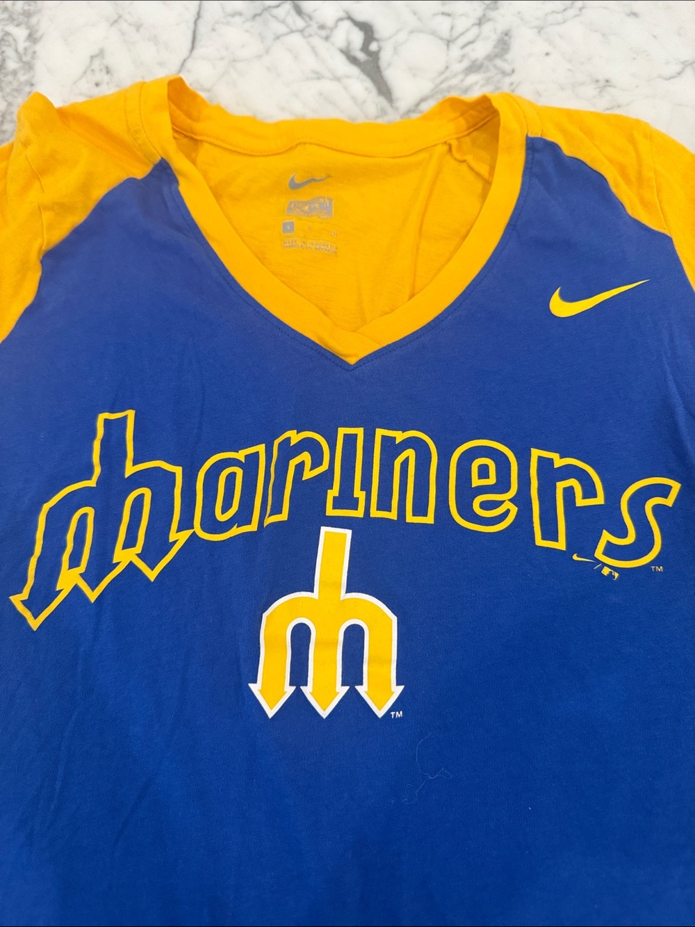 Nike Mariners Short Sleeve V-Neck Tee in Blue and Yellow - Picture 2 of 4